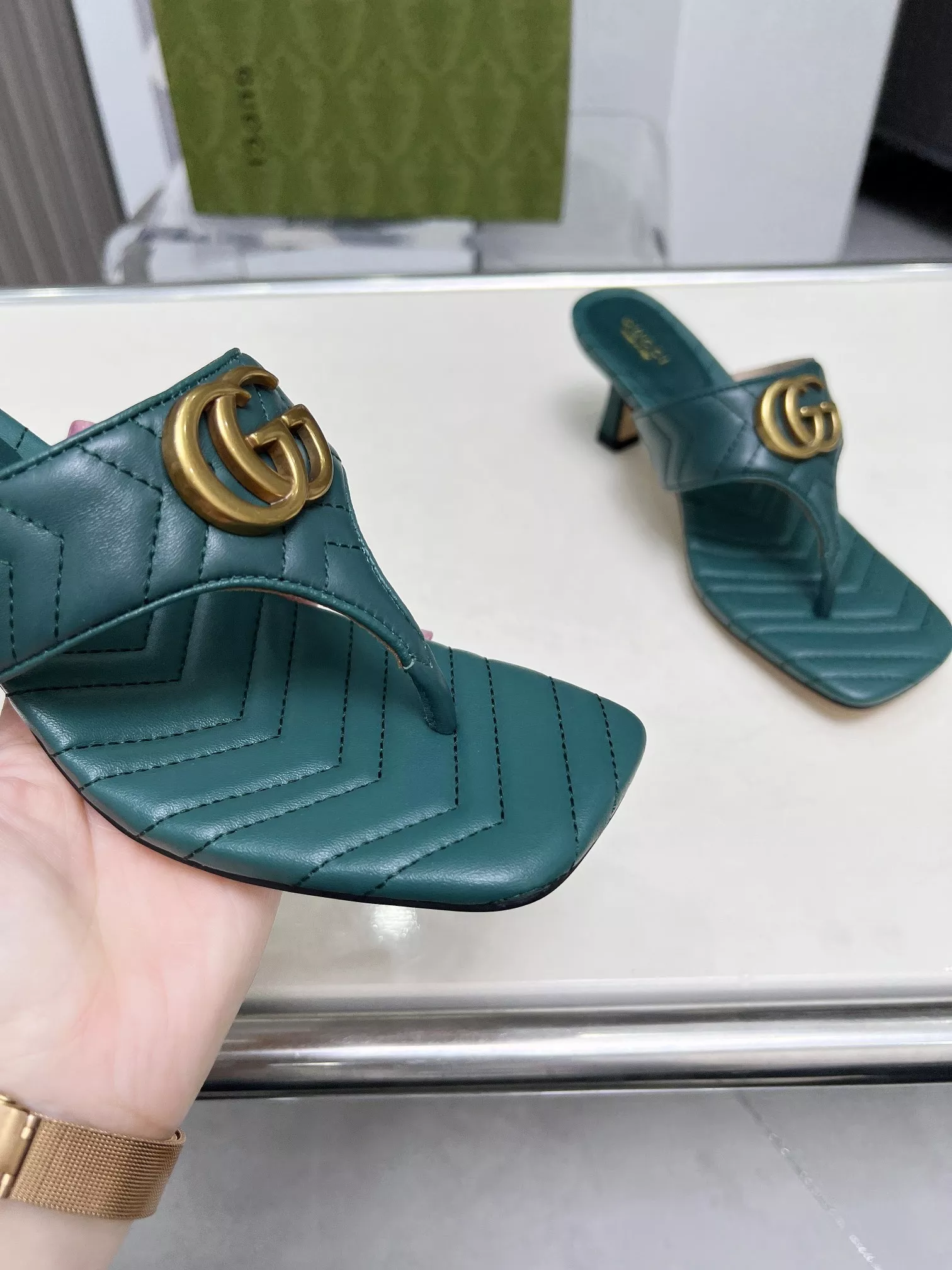 gucci chaussons pour femme s_12753333